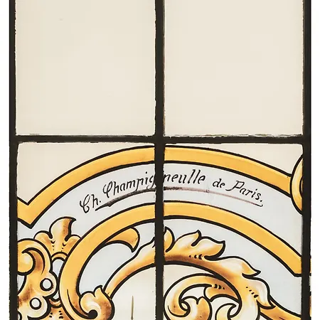 Miss Fuller Hotel Paris