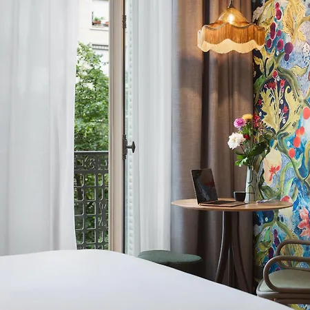 Hotel Miss Fuller Parijs
