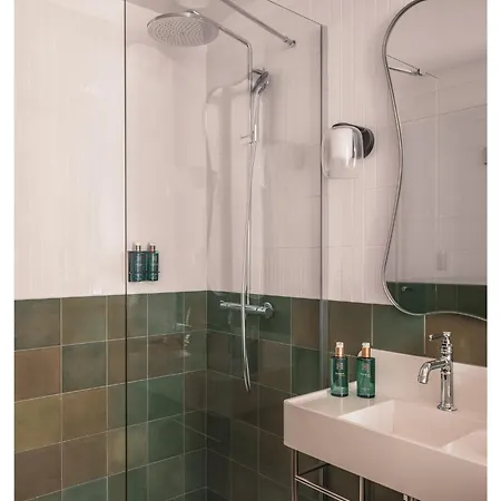 Hotel Miss Fuller 4*