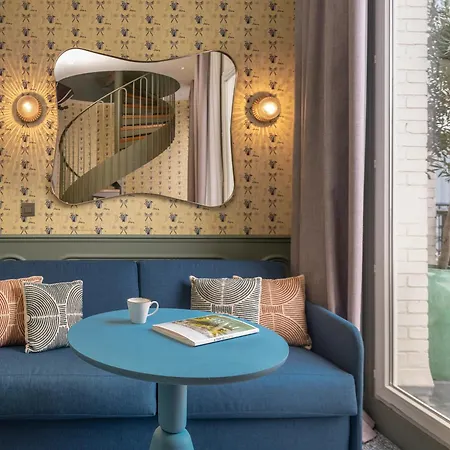 Miss Fuller 호텔 4*