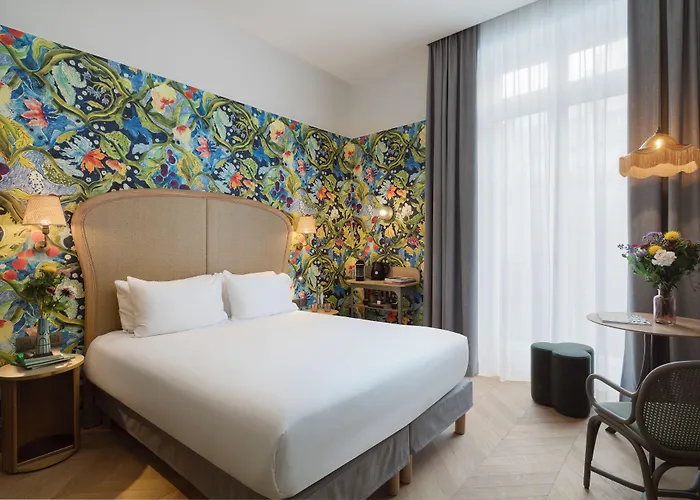 Miss Fuller Hotel 4*